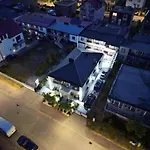 Goscinne Zborowski & Wnuki Ubytování v soukromí Dźwirzyno
