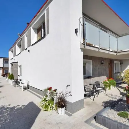 Проживание в семье Goscinne Zborowski & Wnuki *