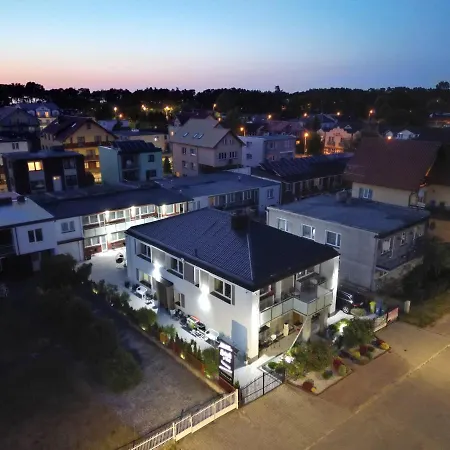 Goscinne Zborowski & Wnuki Проживание в семье Дзвижино