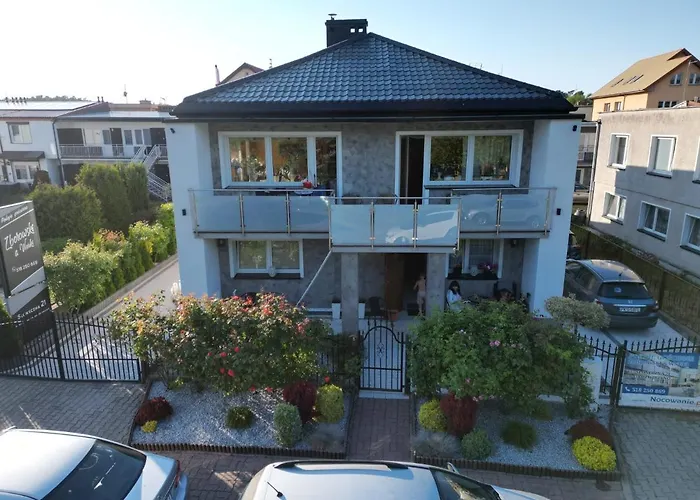 Goscinne Zborowski & Wnuki Habitación en casa particular Dźwirzyno