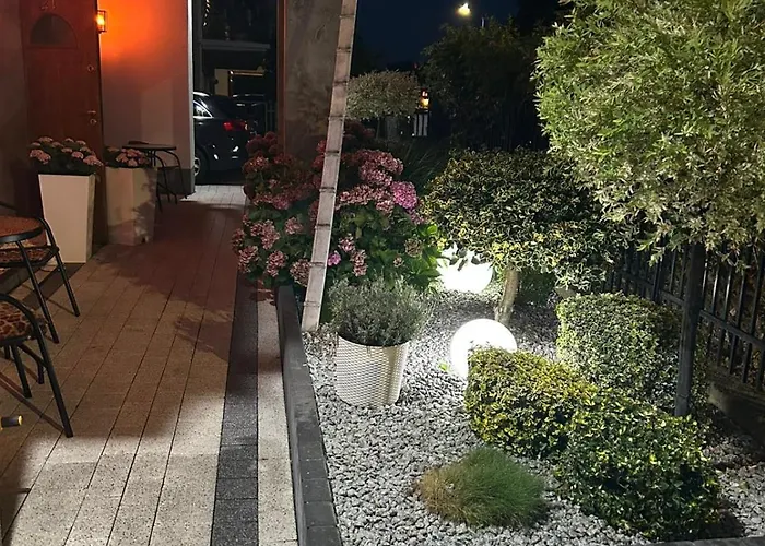 Goscinne Zborowski & Wnuki Дзвижино