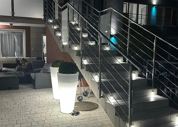 Goscinne Zborowski & Wnuki Проживание в семье Дзвижино